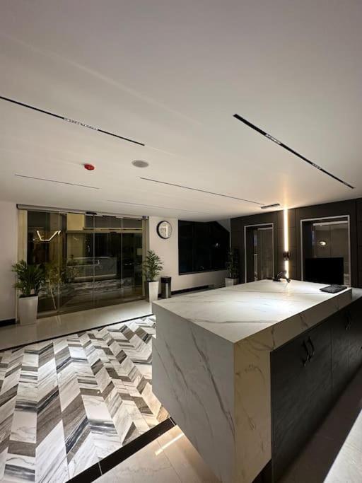 Privet Near Downtown Kh&Sh Apartment Ash Shumaysani Exterior foto